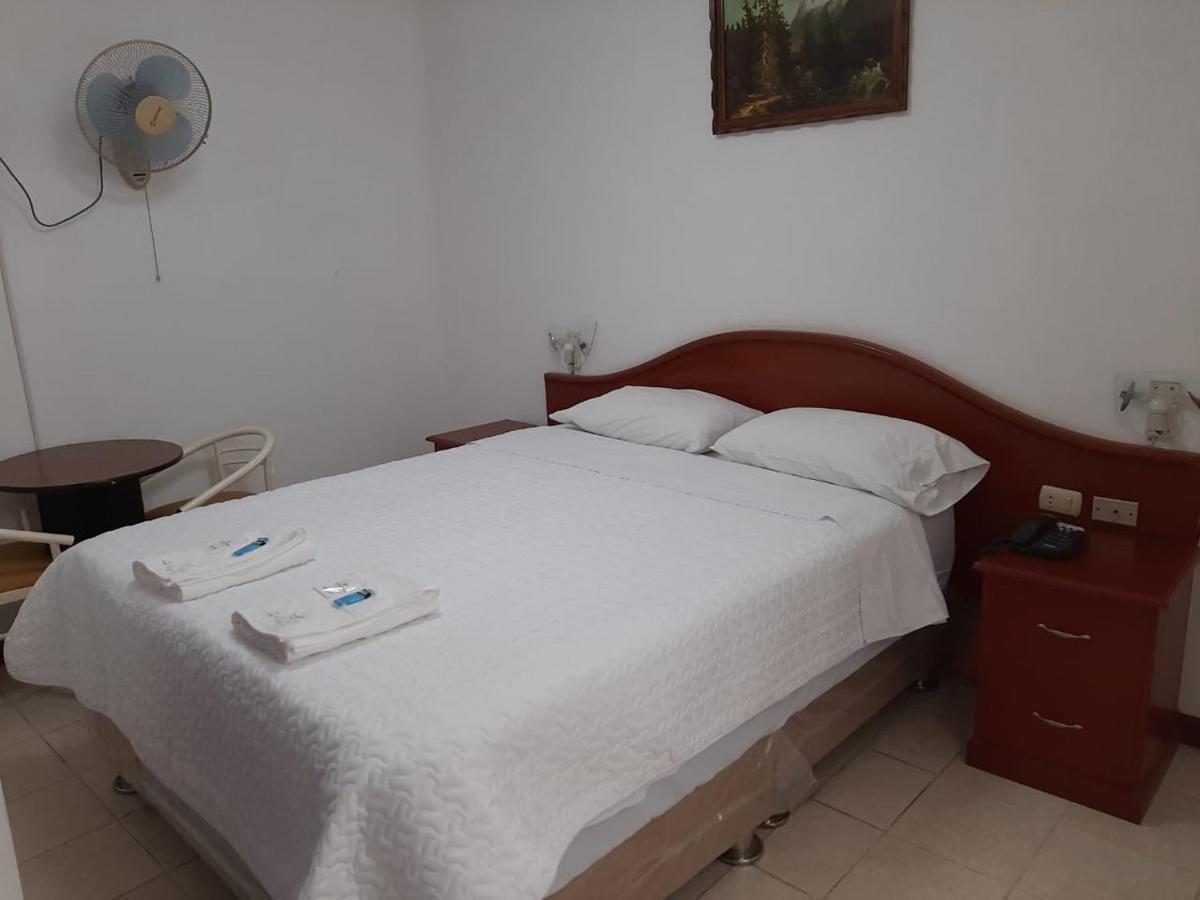 Qallwa Asia Extérieur photo