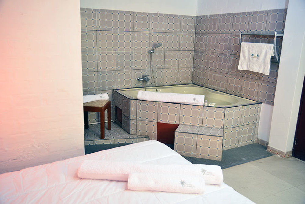 Qallwa Asia Extérieur photo